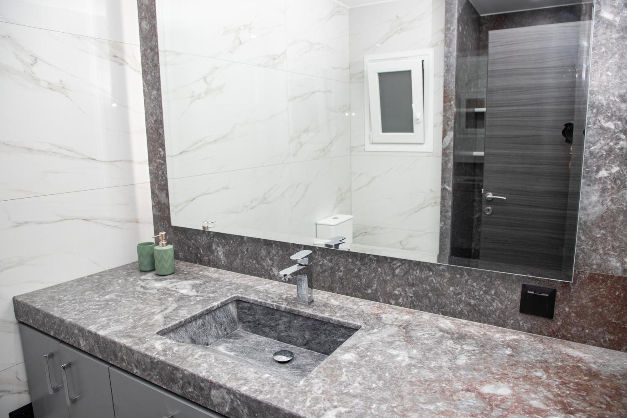 Luxury 1 Apartment Koilas